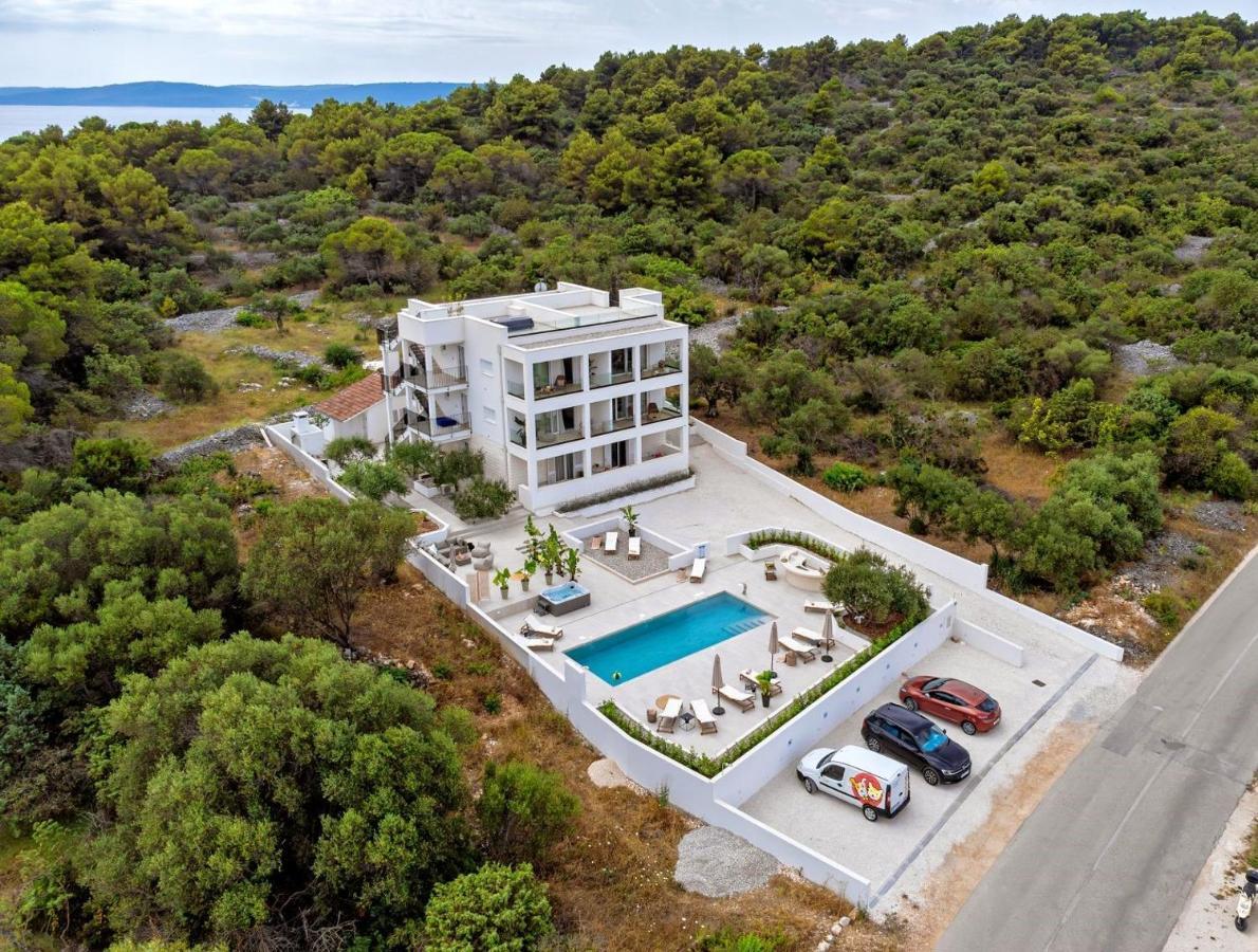 Luxury Villa Del Sogno With Pool, Jacuzzi, Parking Okrug Gornji Exterior foto