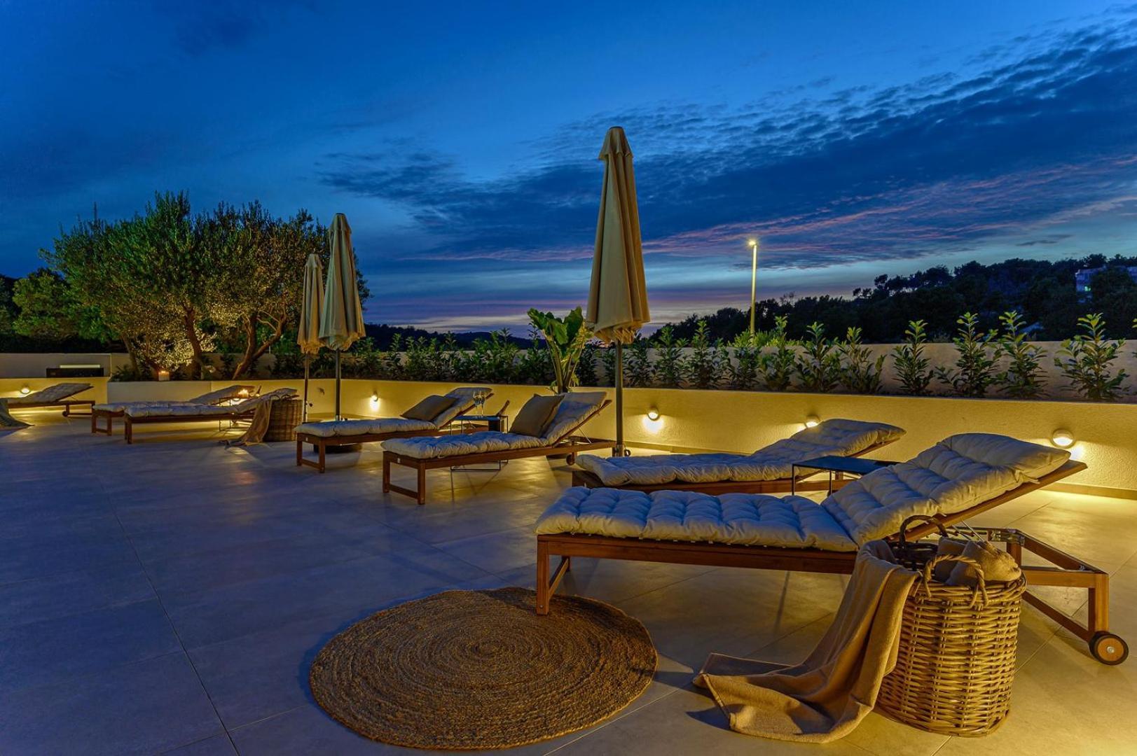 Luxury Villa Del Sogno With Pool, Jacuzzi, Parking Okrug Gornji Exterior foto